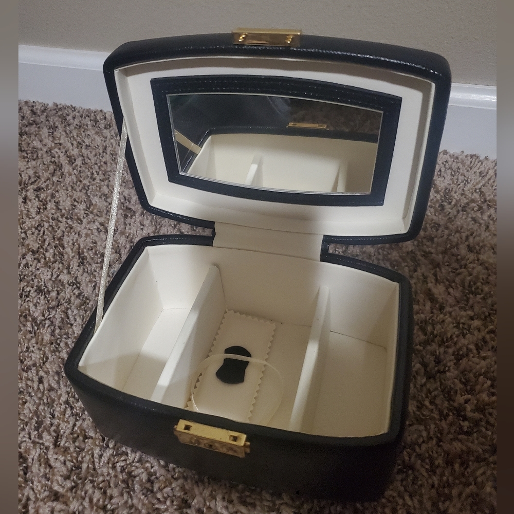 Jewelry Case